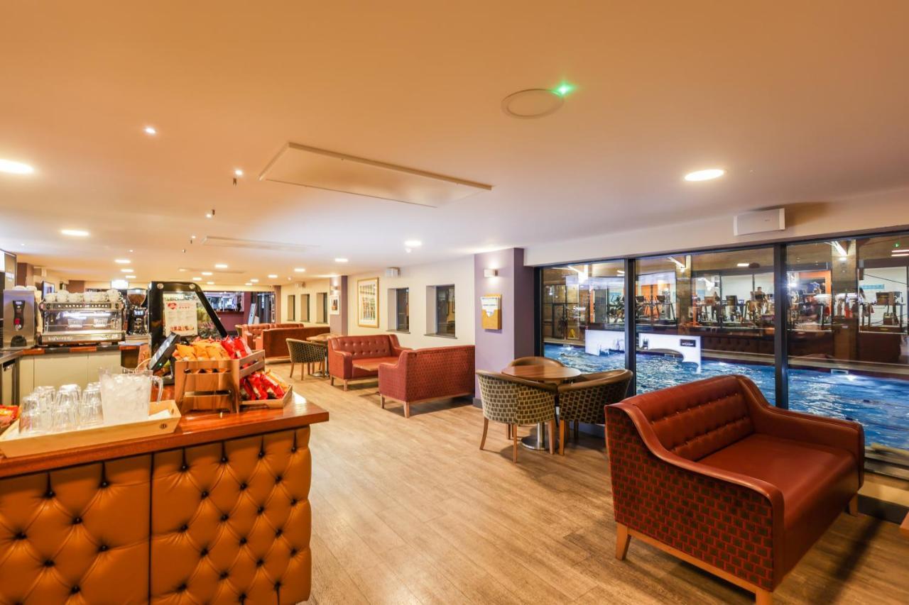 The Waterside Hotel And Leisure Club Manchester Ngoại thất bức ảnh
